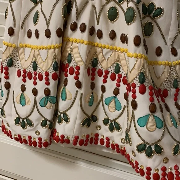 Alice + Olivia embellished dress - perfect for cocktail and date night! - Picture 4 of 7